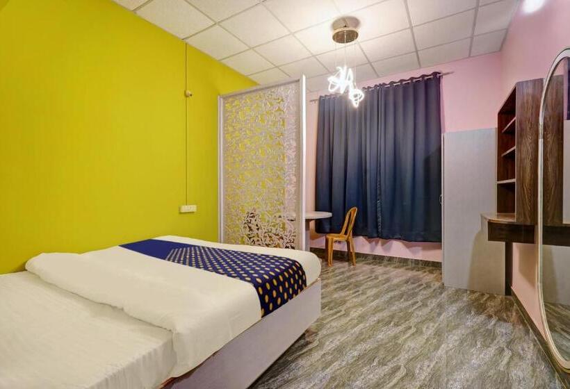 三人经典房间, The Farmhouse Inn