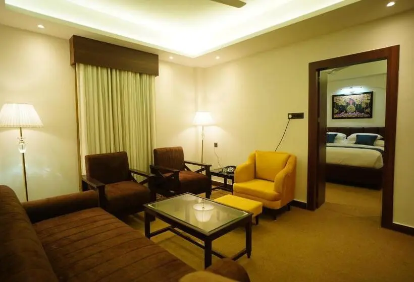 Sviitti, Prahlad Inn