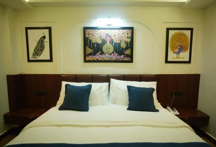 Sviitti, Prahlad Inn