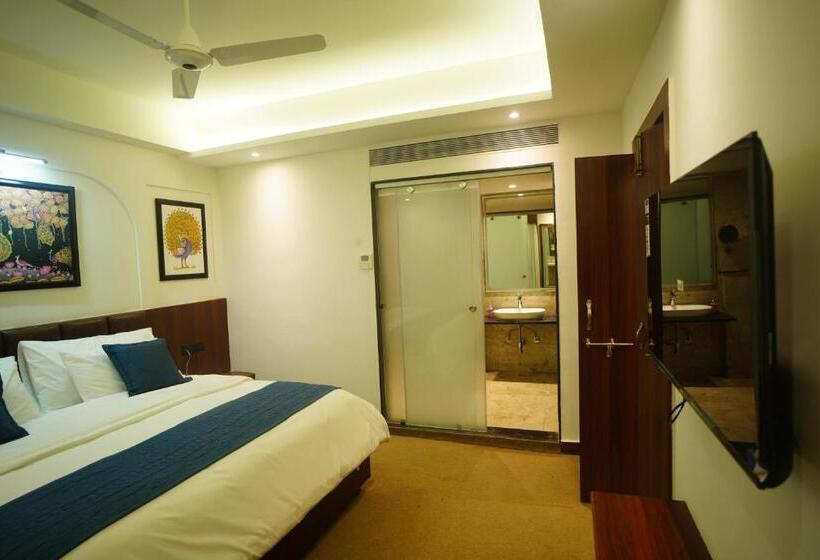 סוויטה, Prahlad Inn