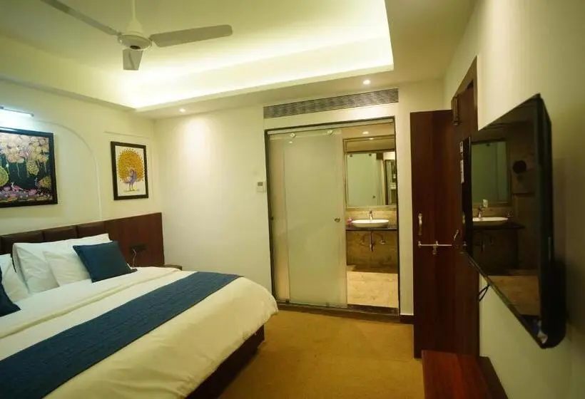 Sviitti, Prahlad Inn