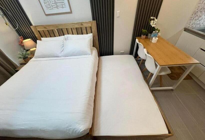 استودیوی استاندارد, Joyce Condo @ Centrio Towers