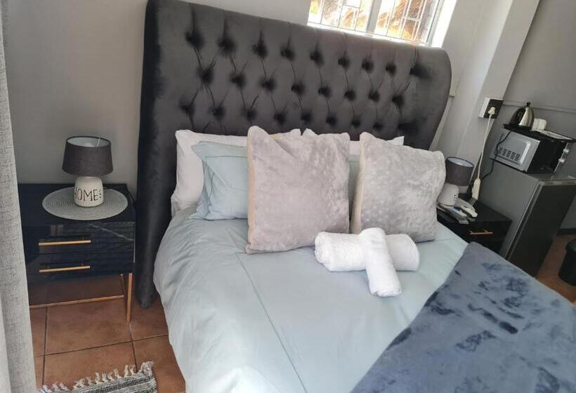 Номер Стандарт, Makati Thata Comfort B&b