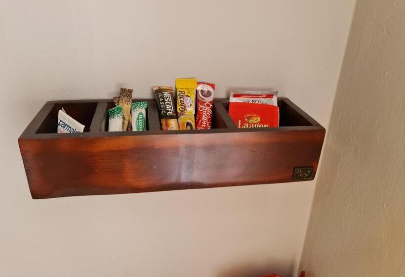 标准间, Makati Thata Comfort B&b