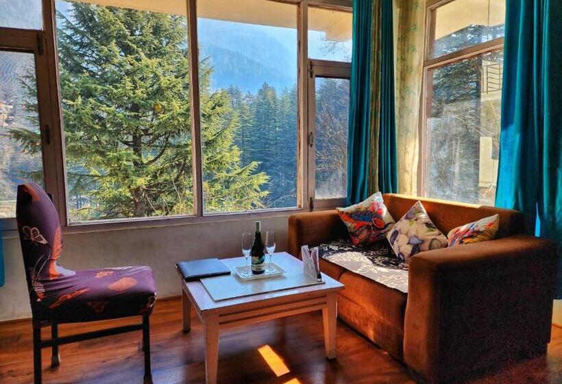 Büyük Çift Kişilik Yataklı Lüks Oda, Page 3   A Riverside Hotel And Bar