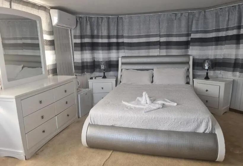 اتاق استاندارد, Apelles Palace Guest House