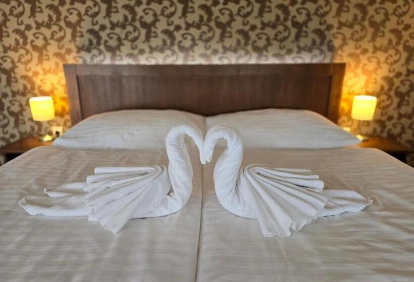 침실 1개 디럭스 아파트, Penzión Arizona