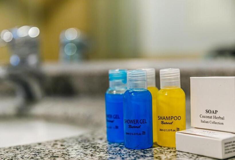 استودیوی استاندارد, Sea View Hotel Apart