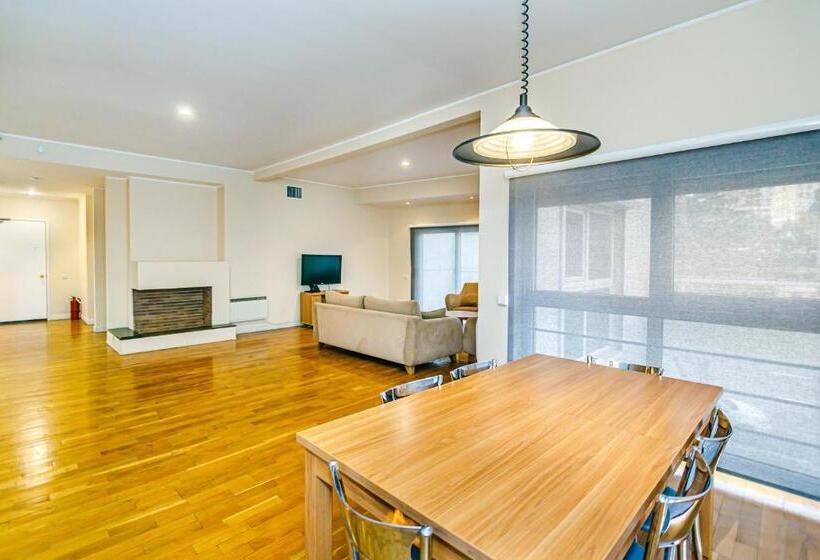 استودیوی استاندارد, Sea View Hotel Apart