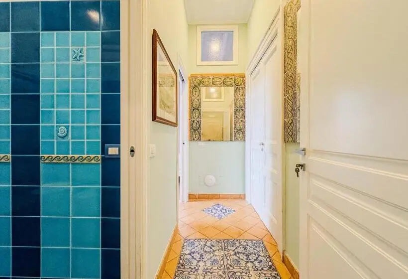 اتاق استاندارد سه تخته با چشمانداز, Vanvitelli Palace B&b
