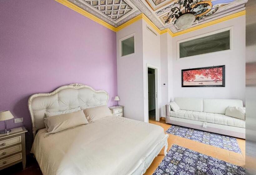 Трехместный Номер Стандарт с Видом, Vanvitelli Palace B&b