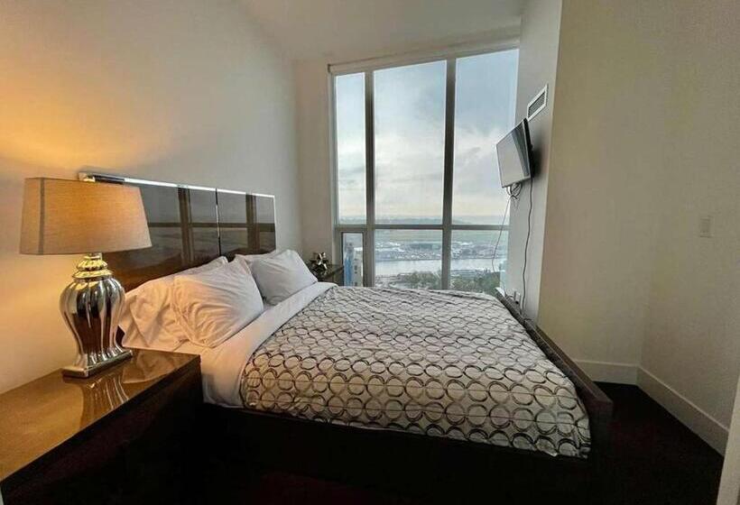 3 Bedroom Suite, Royal Inn