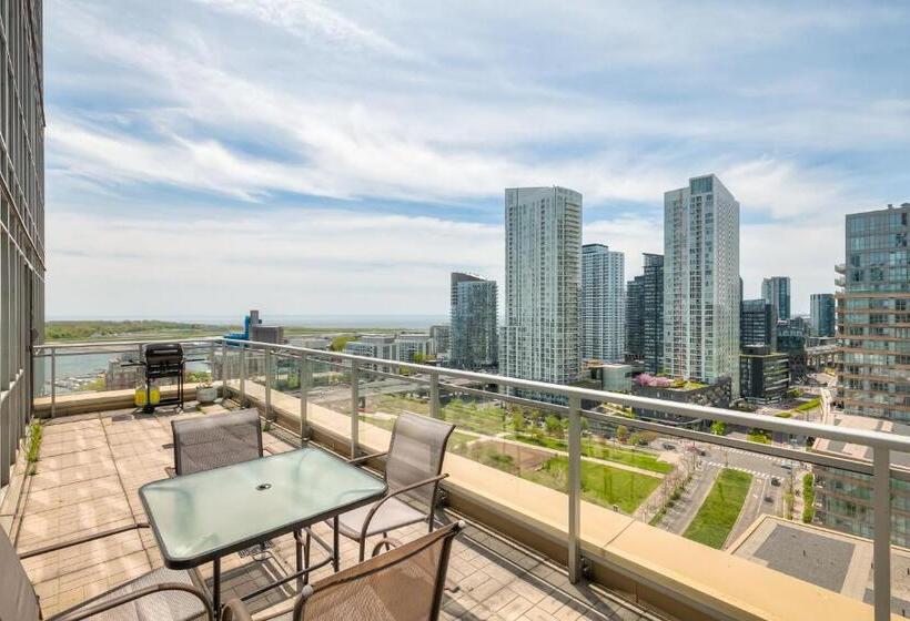 سوییت, Royal Inn