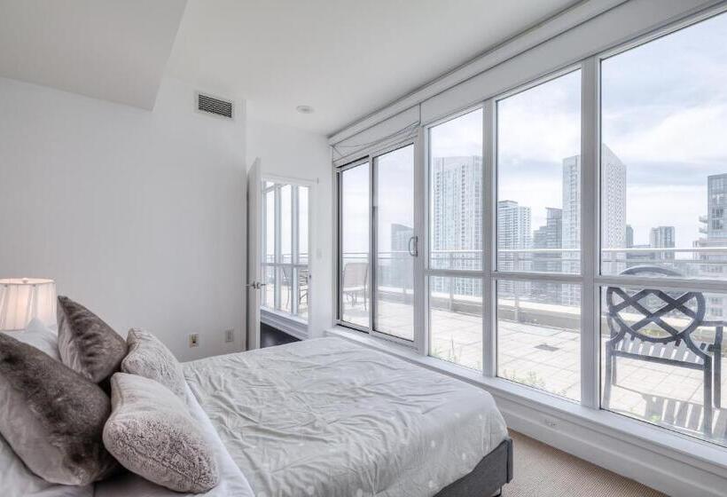 سوییت, Royal Inn