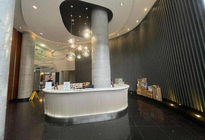 3 Bedroom Suite, Royal Inn