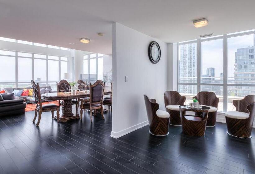 سوییت, Royal Inn