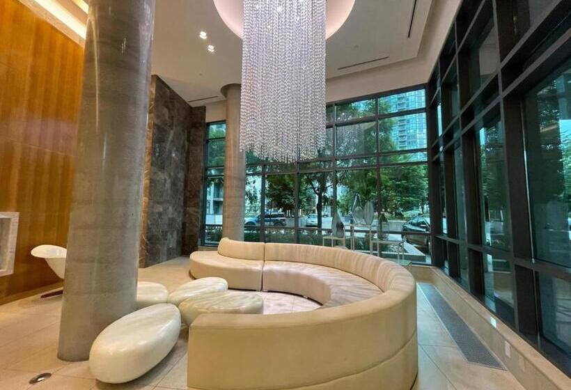 Suite with lake view, Royal Inn