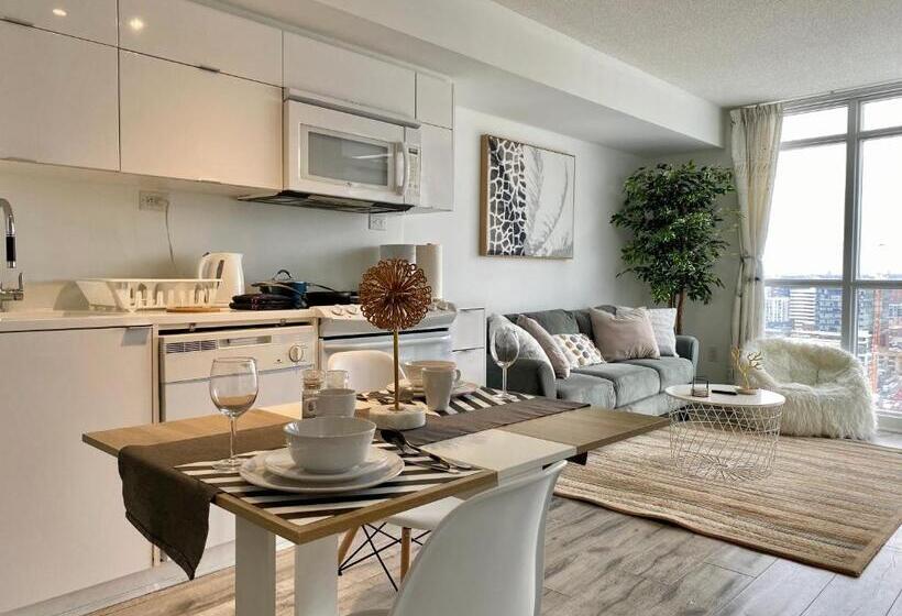 Suite with lake view, Royal Inn