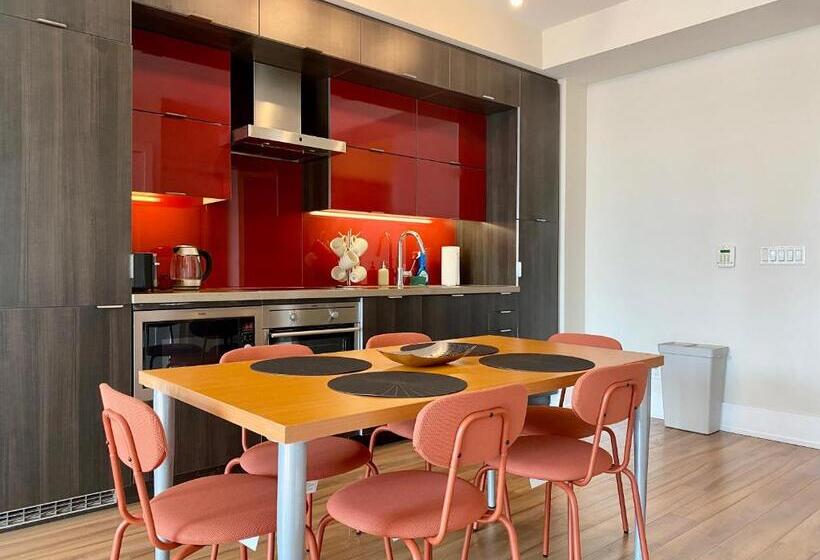 سوییت سوپریور, Royal Inn