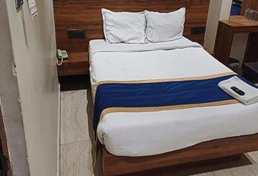 Номер Deluxe, Fabhotel Vennela Inn