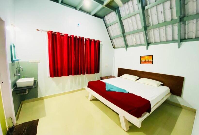 家庭山景房, Falling Water Resort By Travent Mug