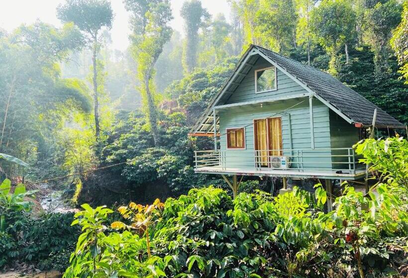 带河湖景观的套房, Falling Water Resort By Travent Mug