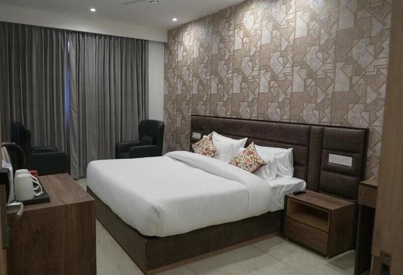 اتاق سوپریور خانوادگی, Acr Luxury