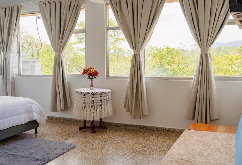 חדר דלוקס, Ganadero