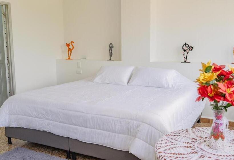 חדר דלוקס, Ganadero