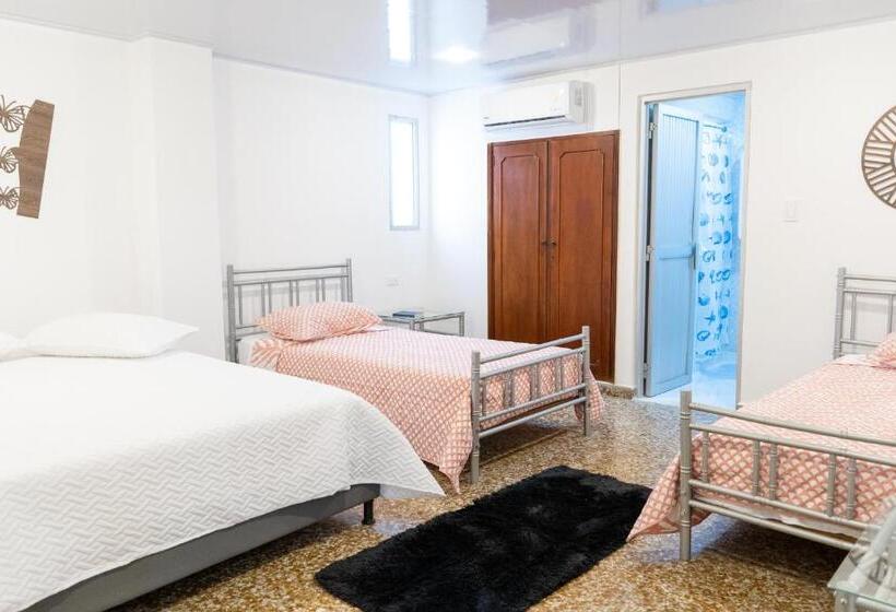 חדר משפחתי, Ganadero