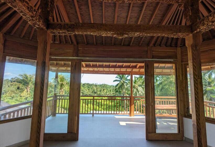 חדר דלוקס עם מרפסת, Puri Dajuma Terrace Eco Lodge & Spa