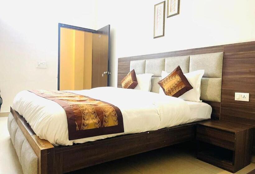 Номер Стандарт, Surya Inn