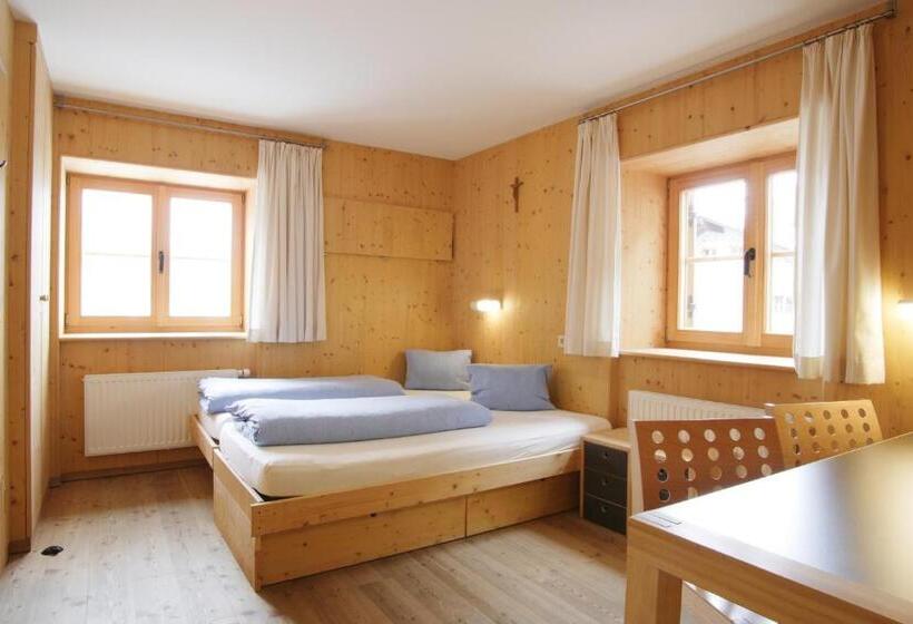 اتاق اکونومی, Universitätszentrum Obergurgl