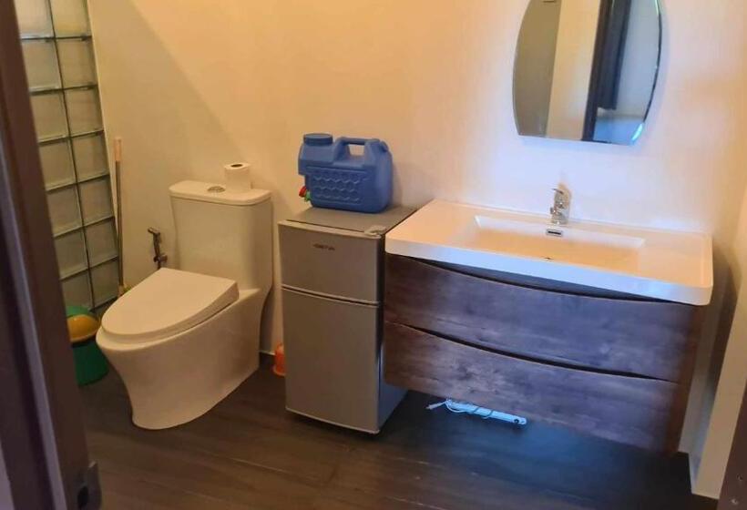 家庭间, Blue Pagoda Rooms