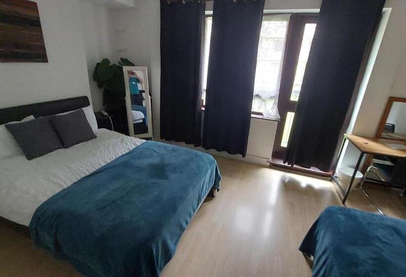 带阳台标准四人间, Sandfield Private Rooms In King S Cross St Pancras