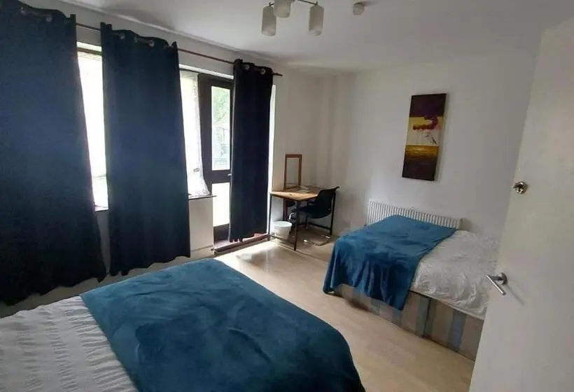Standard Neljän Hengen Huone Parveke, Sandfield Private Rooms In King S Cross St Pancras