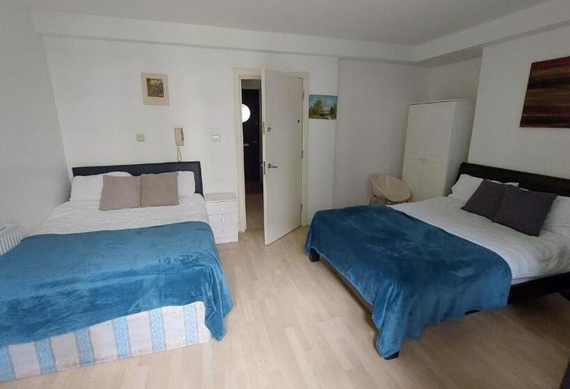 Quarto Quadruple Standart com Varanda, Sandfield Private Rooms In King S Cross St Pancras