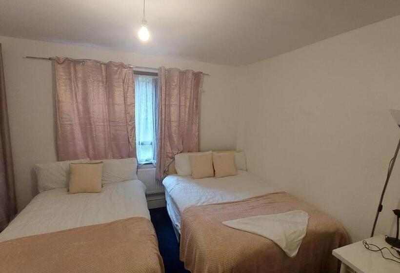 Quarto quádruplo Económico Casa de banho partilhada, Sandfield Private Rooms In King S Cross St Pancras