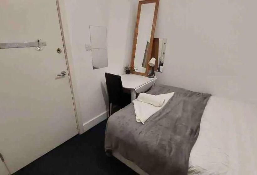 带共用浴室的标准房间, Sandfield Private Rooms In King S Cross St Pancras