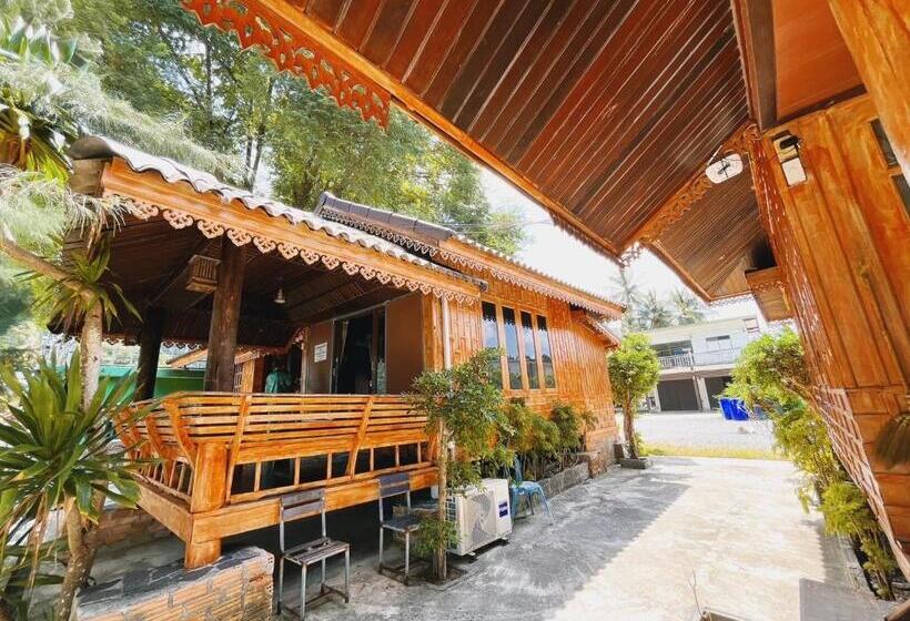 غرفة قياسية سرير كينج, Wangsarai Resort