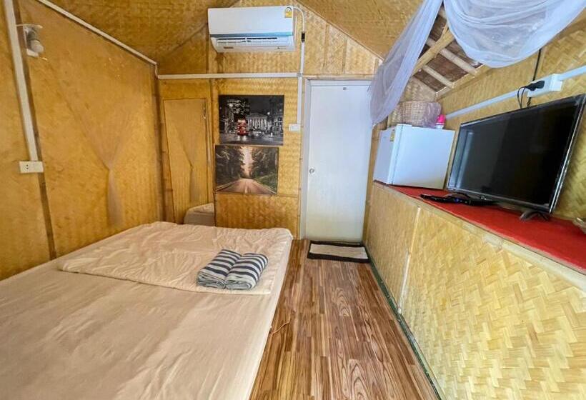 غرفة قياسية, Wangsarai Resort