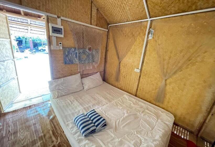 غرفة قياسية, Wangsarai Resort