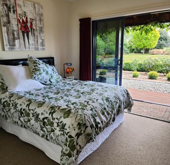 חדר סטנדרט, Woodlands