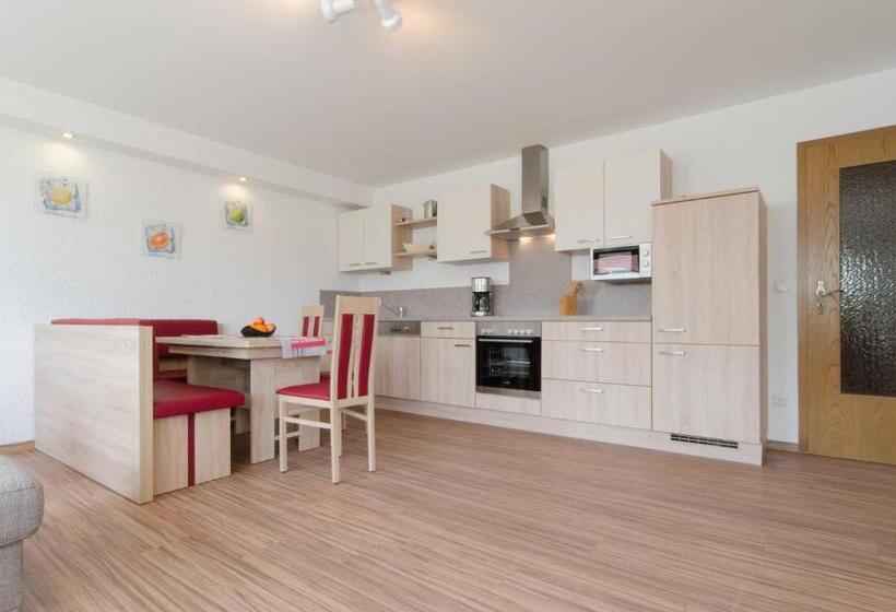 Апартаменты 1 Спальня Нижний Этаж, Ferienwohnung Kobelsberg