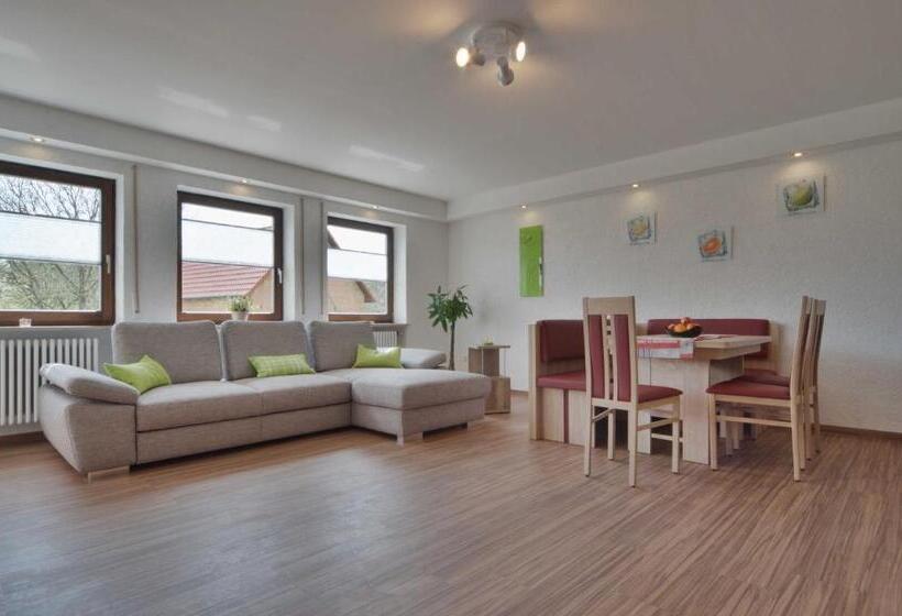 Апартаменты 1 Спальня Нижний Этаж, Ferienwohnung Kobelsberg