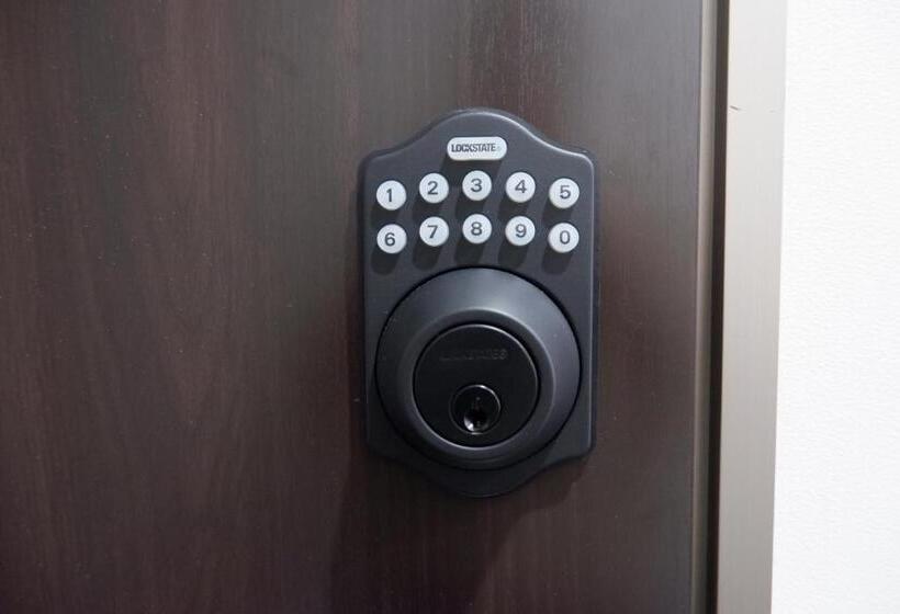 ファミリールーム, Glou Minami Koiwa