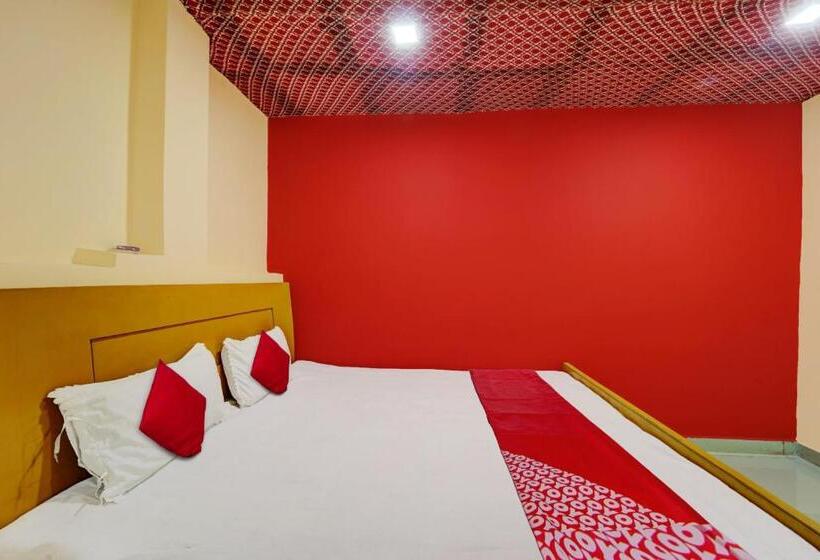 トリプルクラシックルーム, Oyo Flagship Ring & Roses Wedding Paradise