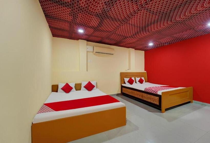 トリプルクラシックルーム, Oyo Flagship Ring & Roses Wedding Paradise