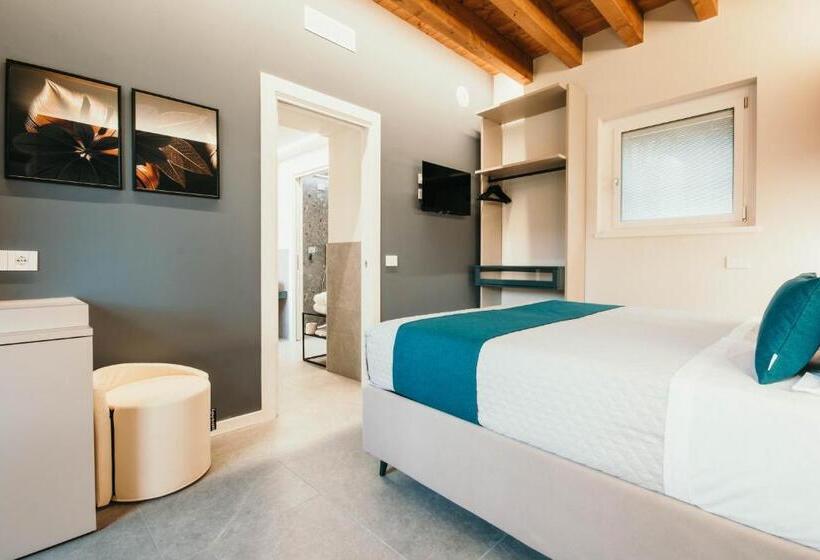 スタンダードルーム, Gio Leo Guest House