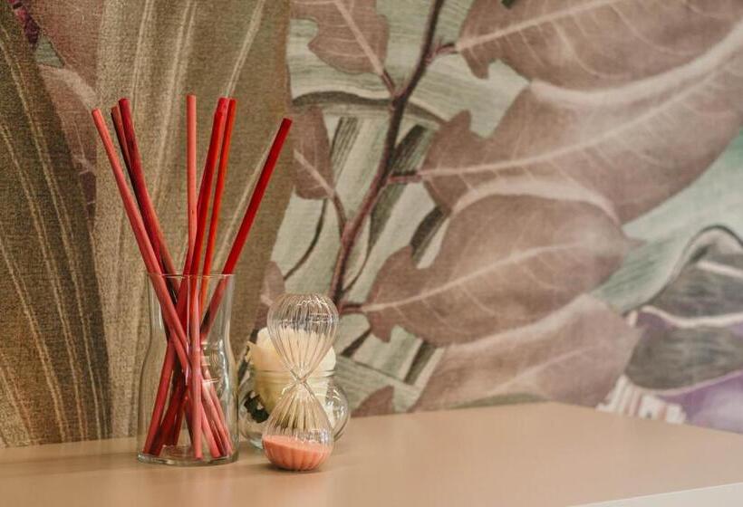 ガーデンビューデラックスルーム, Gio Leo Guest House